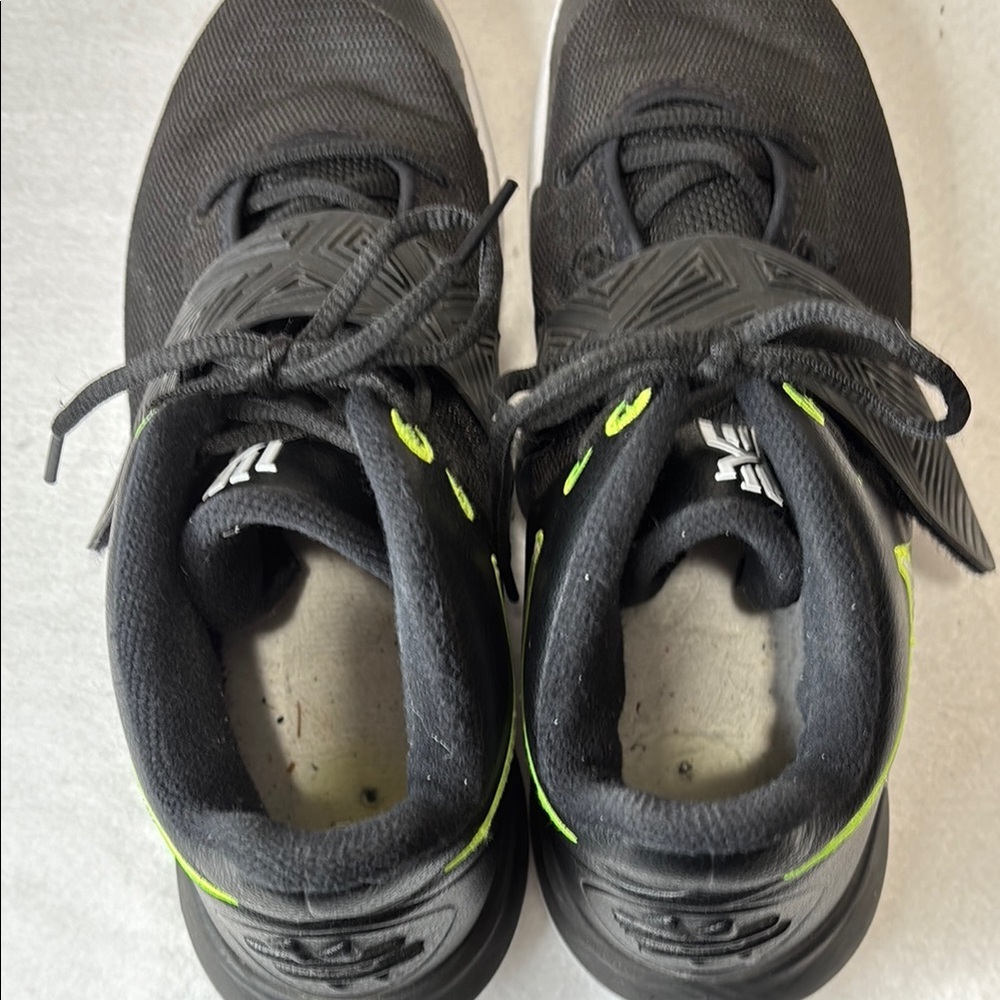 Nike Kyrie Flytrap 3 Black Volt - image 7
